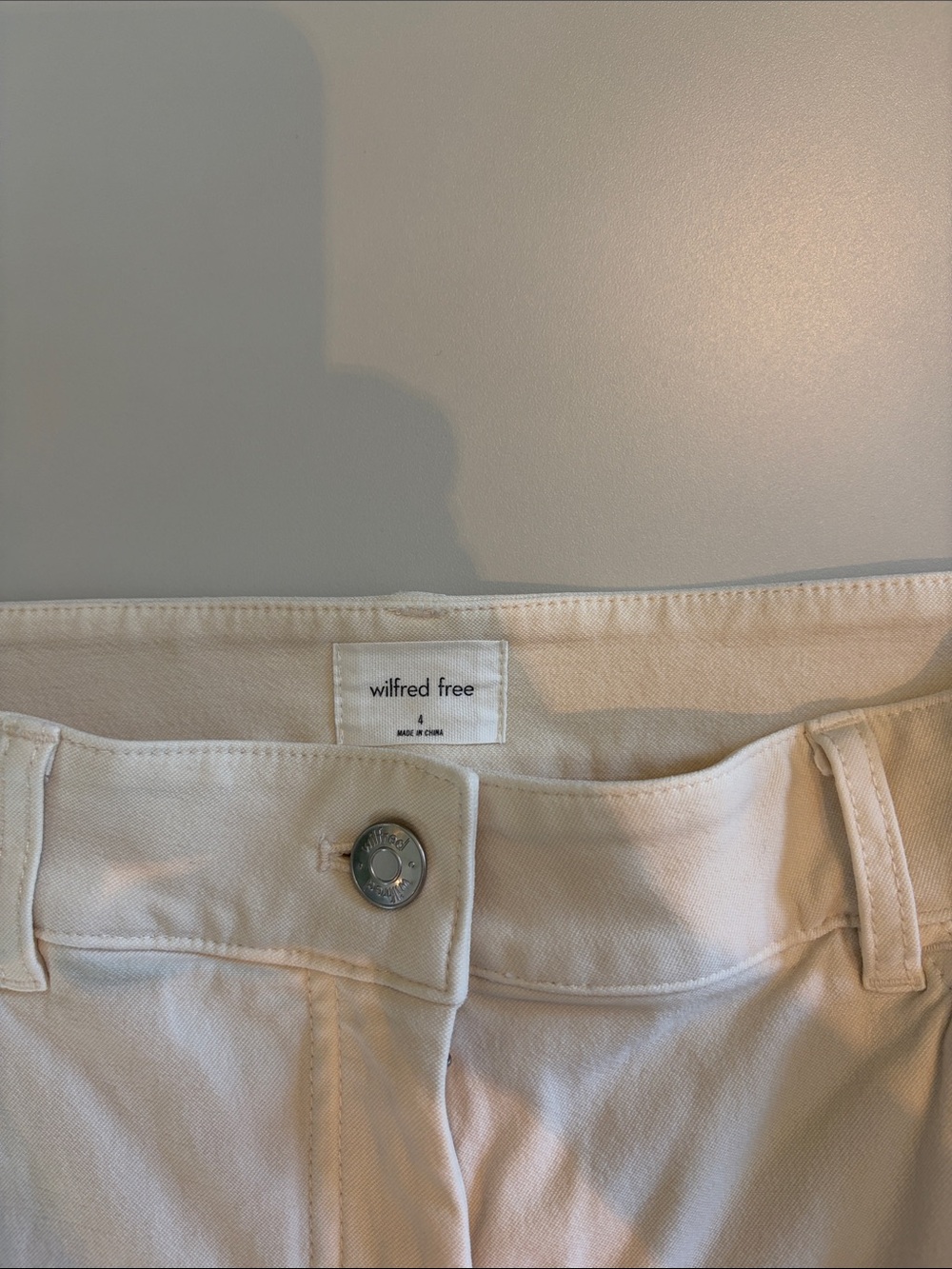 Wilfred Cream High-Rise Jeans